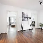 Living In Center